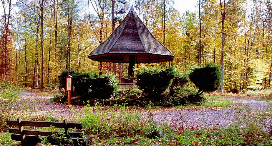 weißer tempel langen