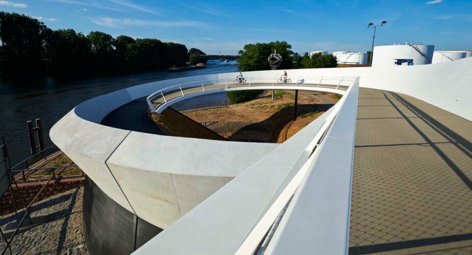 lhafenbrücke raunheim